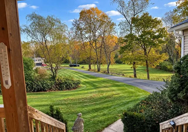 Photo 3 of Sale Pending at 38 Dixie Dr, Mount Vernon, OH 43050 | MLS# 226039891 | Listing updated on 2026-10-28