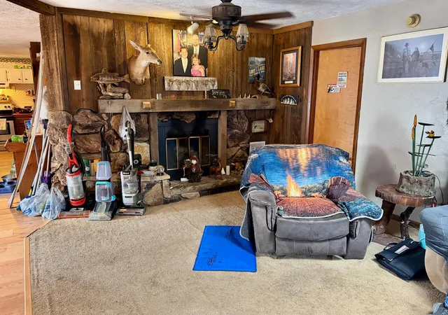 Photo 4 of Single family home for sale at 102 Vine St E, Edison, OH 43320 | MLS# 226039916 | Listing updated on 2026-10-21