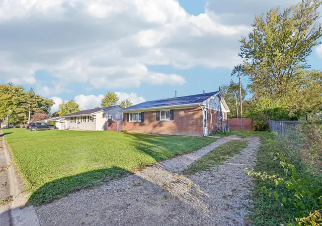 Photo 2 of Sale Pending at 360 Sweetman Ave, Urbana, OH 43078 | MLS# 226040006 | Listing updated on 2026-10-24