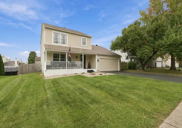 Photo 3 of Single family home for sale at 1595 Heatherview Ln, Heath, OH 43056 | MLS# 226039971 | Listing updated on 2026-10-23