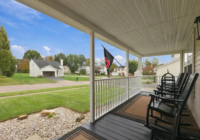 Photo 4 of Single family home for sale at 1595 Heatherview Ln, Heath, OH 43056 | MLS# 226039971 | Listing updated on 2026-10-23