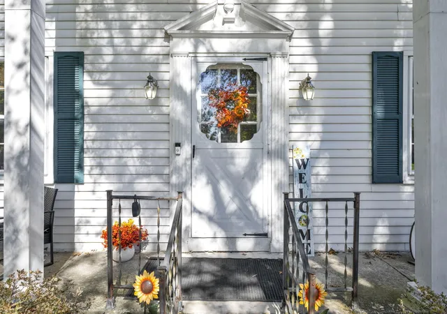 Photo 3 of Single family home for sale at 900 Melody Ln, Bucyrus, OH 44820 | MLS# 226040001 | Listing updated on 2026-10-27