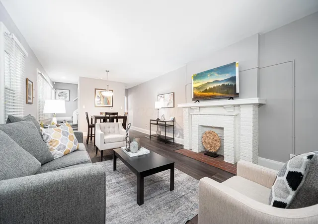 Photo 1 of House for sale at 960 S Ohio Ave #962, Columbus, OH 43206 | MLS# 226040019 | Listing updated on 2026-10-21