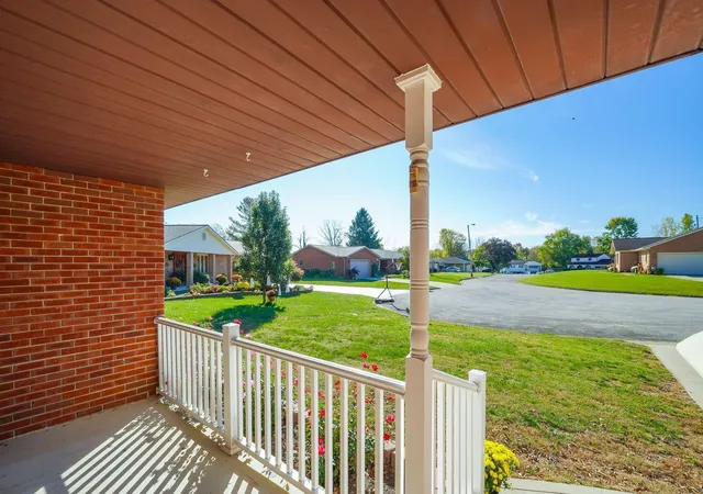 Photo 2 of Single family home for sale at 24 Cliffview Dr, Mount Sterling, OH 43143 | MLS# 226040037 | Listing updated on 2026-10-26