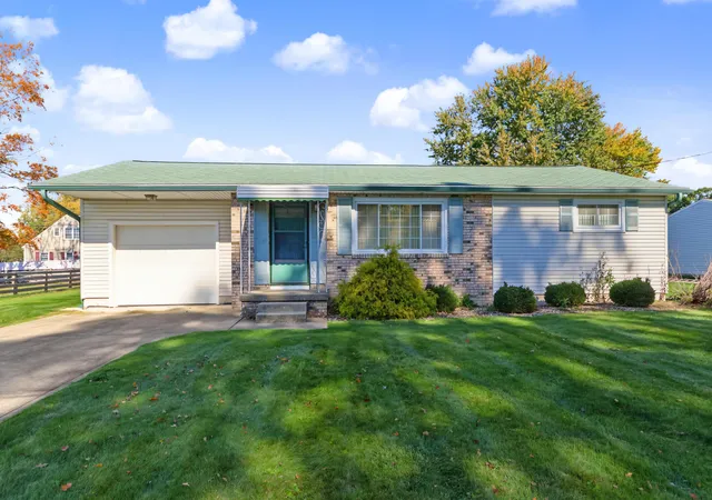 Photo 1 of Sale Pending at 1581 Grace St, Mansfield, OH 44905 | MLS# 226040075 | Listing updated on 2026-10-22