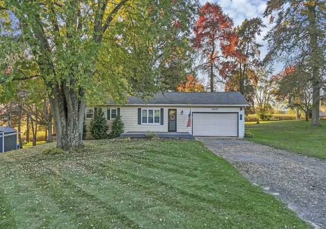Photo 2 of Single family home for sale at 14227 Nelson Dr, Mount Vernon, OH 43050 | MLS# 226040066 | Listing updated on 2026-10-26
