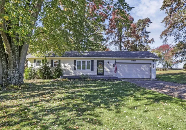 Photo 3 of Single family home for sale at 14227 Nelson Dr, Mount Vernon, OH 43050 | MLS# 226040066 | Listing updated on 2026-10-26