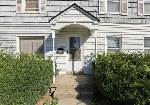 Photo 1 of House for sale at 2904-2908 Bellwood Ave, Columbus, OH 43209 | MLS# 226040031 | Listing updated on 2026-10-21