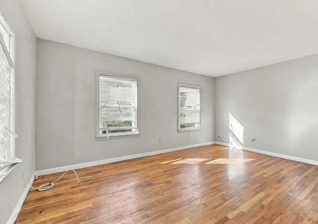 Photo 4 of House for sale at 2904-2908 Bellwood Ave, Columbus, OH 43209 | MLS# 226040031 | Listing updated on 2026-10-21