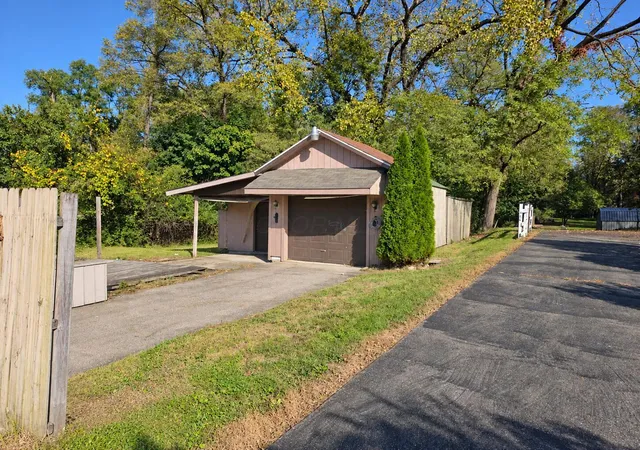 Photo 1 of Sale Pending at 418 Bellevue Ave, Springfield, OH 45503 | MLS# 226040046 | Listing updated on 2026-10-26