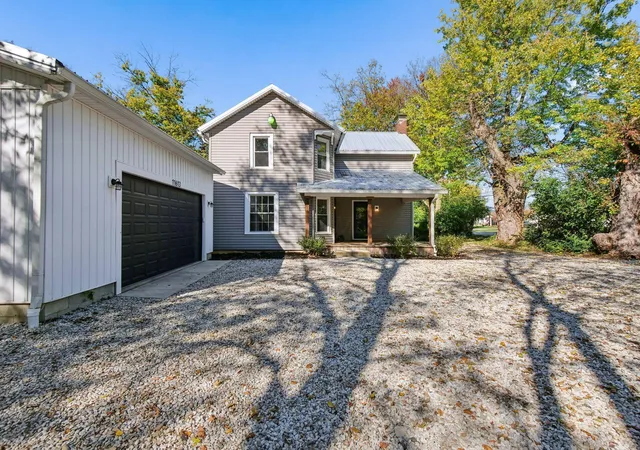 Photo 2 of Single family home for sale at 11613 London Rd, Orient, OH 43146 | MLS# 226040506 | Listing updated on 2026-10-26