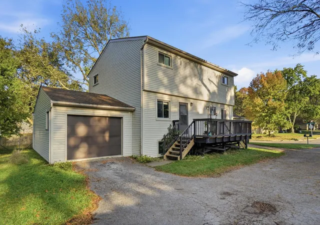 Photo 3 of House for sale at 6711-6713 Welland St, Dublin, OH 43017 | MLS# 226040412 | Listing updated on 2026-10-27
