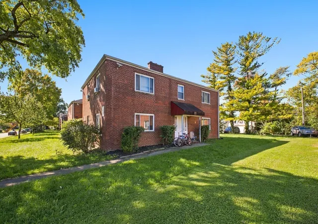 Photo 2 of House for sale at 81 N Hampton Rd, Columbus, OH 43213 | MLS# 226040047 | Listing updated on 2026-10-21