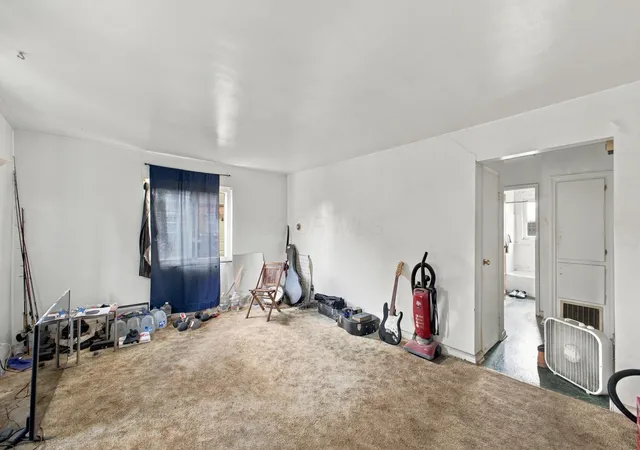 Photo 4 of House for sale at 107 N Hampton, Columbus, OH 43213 | MLS# 226040054 | Listing updated on 2026-10-21
