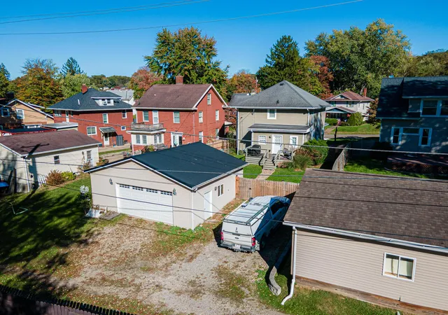 Photo 3 of Single family home for sale at 705 Cambridge Rd, Coshocton, OH 43812 | MLS# 226040129 | Listing updated on 2026-10-29