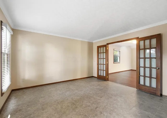Photo 3 of Single family home for sale at 3909 Driscoll Ct, Dublin, OH 43016 | MLS# 226040098 | Listing updated on 2026-10-27