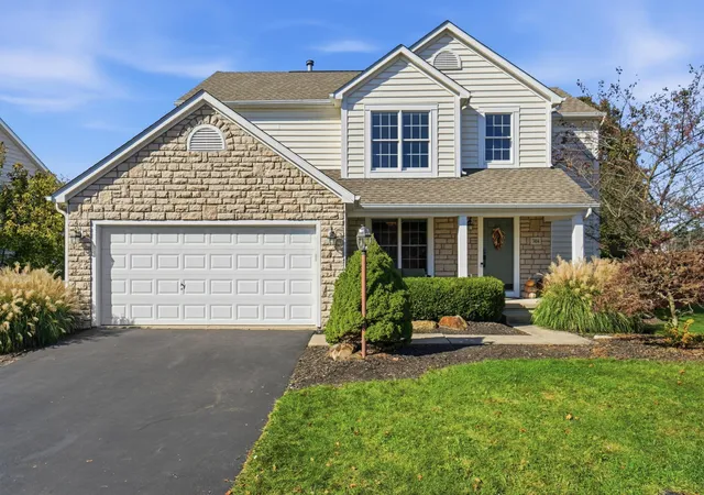 Photo 1 of Single family home for sale at 7414 Scioto Pkwy, Powell, OH 43065 | MLS# 226040562 | Listing updated on 2026-10-29