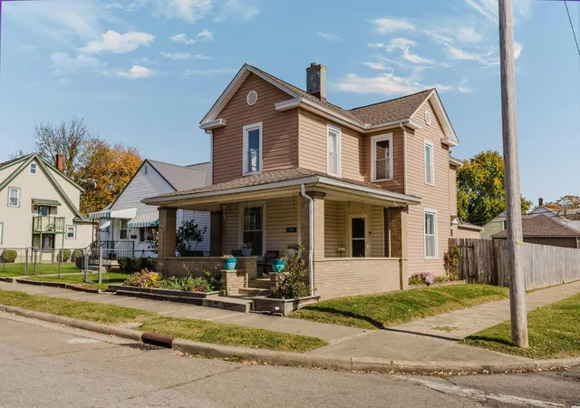 Photo 1 of Single family home for sale at 500 N Eastwood Ave, Lancaster, OH 43130 | MLS# 226040911 | Listing updated on 2026-10-30