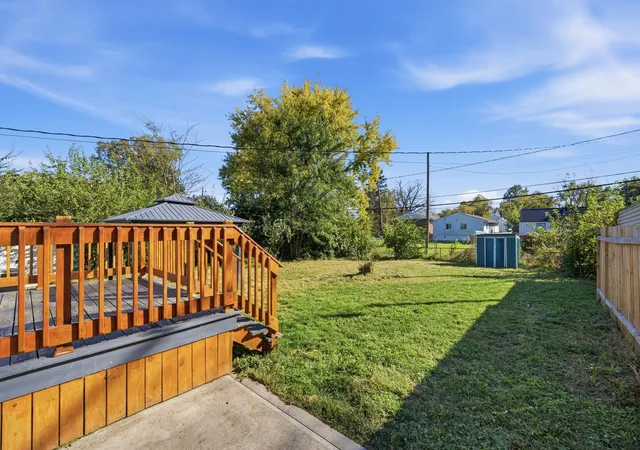 Photo 3 of Single family home for sale at 2895 E 12th Avenue, Columbus, OH 43219 | MLS# 226040111 | Listing updated on 2026-10-26