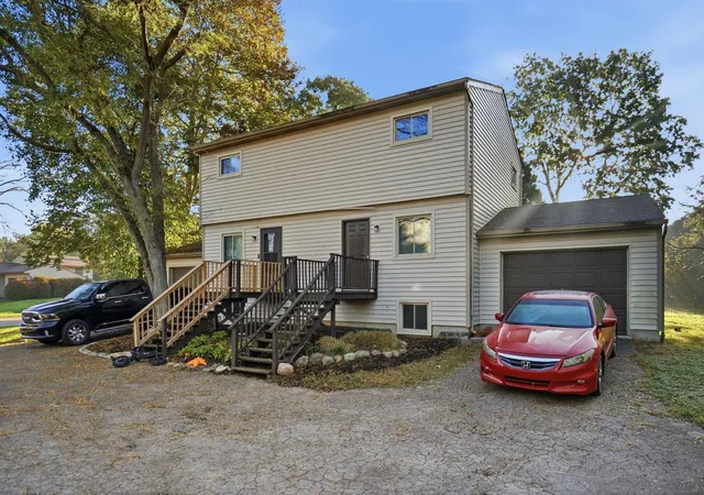 Photo 1 of House for sale at 3285-3287 Delburn Ave, Dublin, OH 43017 | MLS# 226040410 | Listing updated on 2026-10-27