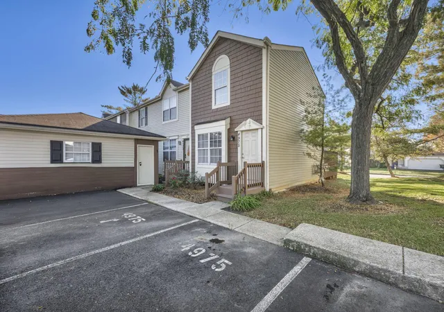 Photo 2 of Single family home for sale at 4975 Stoneybrook Blvd #14E, Hilliard, OH 43026 | MLS# 226040327 | Listing updated on 2026-10-23