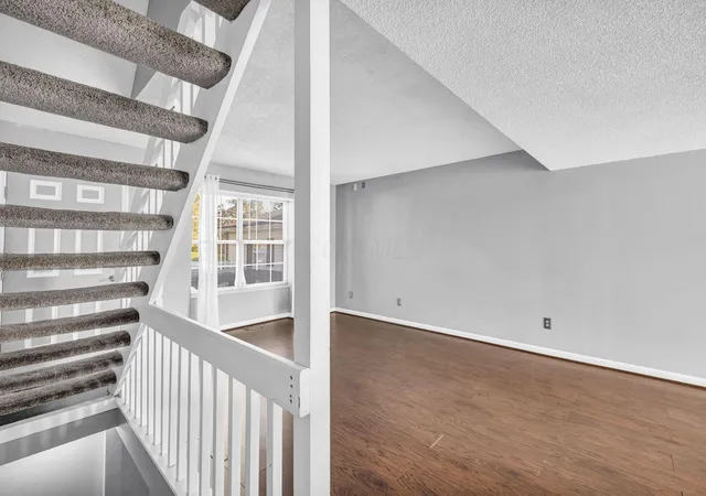 Photo 3 of Single family home for sale at 4975 Stoneybrook Blvd #14E, Hilliard, OH 43026 | MLS# 226040327 | Listing updated on 2026-10-23