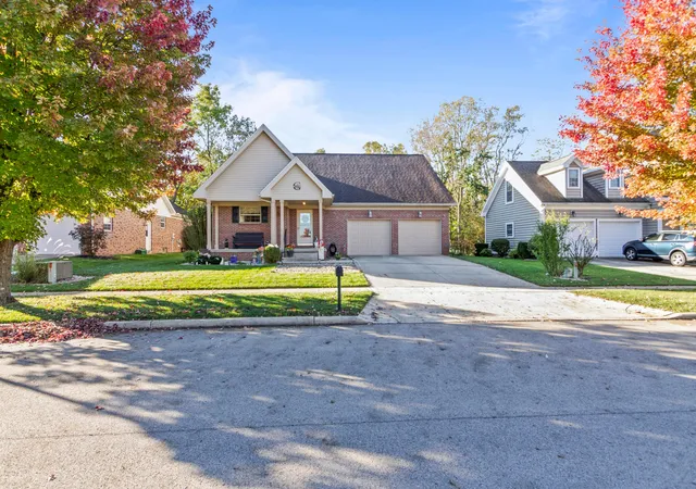Photo 1 of Single family home for sale at 617 Donnelly Ave, Springfield, OH 45503 | MLS# 226040133 | Listing updated on 2026-10-28