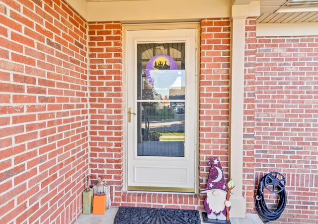 Photo 4 of Single family home for sale at 617 Donnelly Ave, Springfield, OH 45503 | MLS# 226040133 | Listing updated on 2026-10-28
