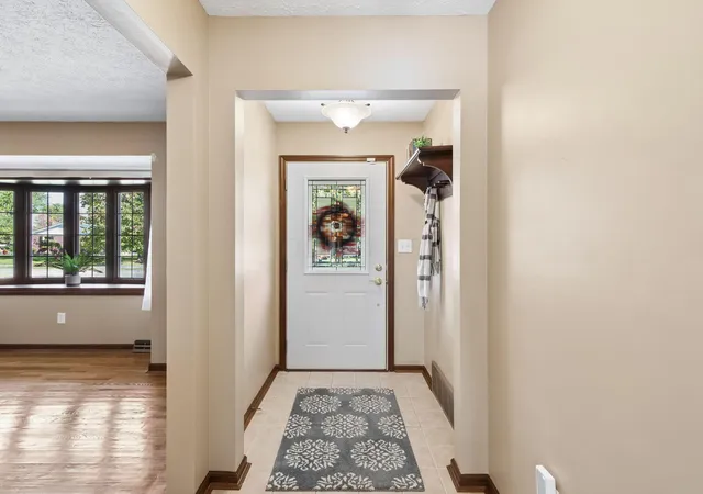 Photo 3 of Single family home for sale at 11 Somerset Rd, Delaware, OH 43015 | MLS# 226040290 | Listing updated on 2026-10-25