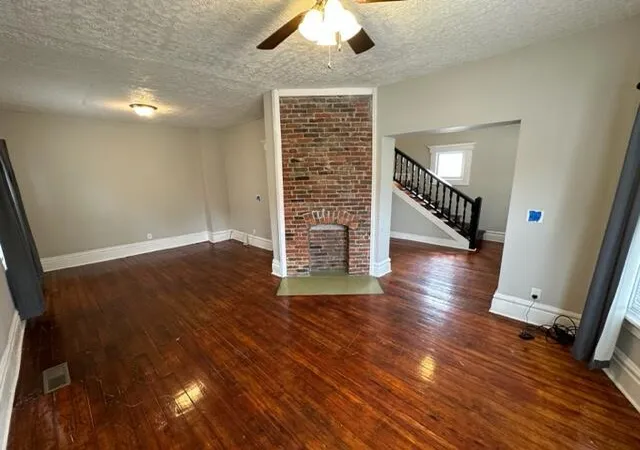 Photo 4 of Single family home for sale at 398 Miller Ave, Columbus, OH 43205 | MLS# 226040344 | Listing updated on 2026-10-23
