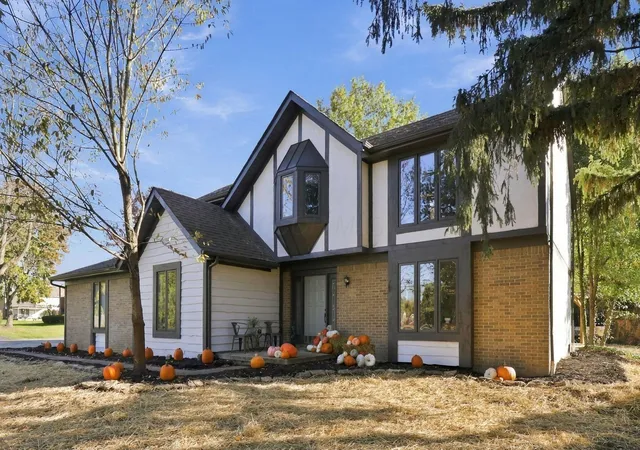 Photo 1 of Single family home for sale at 10043 Fairfax Dr NW, Pickerington, OH 43147 | MLS# 226040145 | Listing updated on 2026-10-30