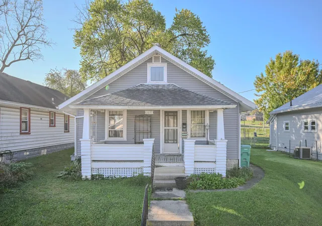 Photo 2 of Single family home for sale at 2057 Hillside Ave, Springfield, OH 45503 | MLS# 226040194 | Listing updated on 2026-10-22