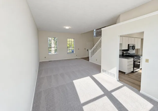 Photo 2 of Single family home for sale at 5640 Boulder Crst St, Columbus, OH 43235 | MLS# 226040200 | Listing updated on 2026-10-29