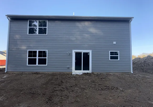 Photo 2 of Single family home for sale at 880 Ty Dr, Lithopolis, OH 43136 | MLS# 226040326 | Listing updated on 2026-10-23