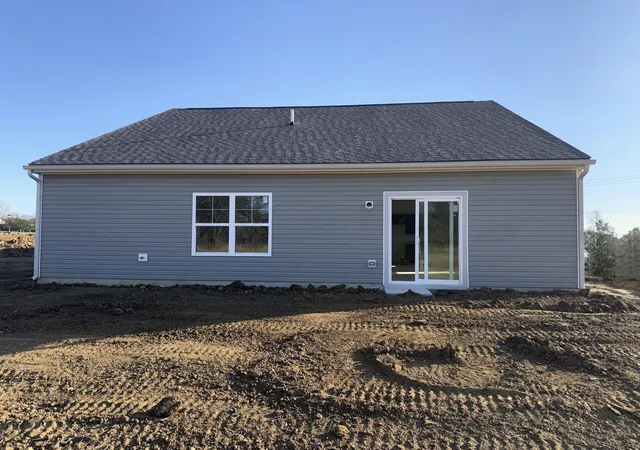 Photo 2 of Single family home for sale at 435 Garrett Trl, Lithopolis, OH 43136 | MLS# 226040324 | Listing updated on 2026-10-23