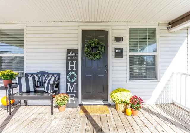 Photo 4 of Single family home for sale at 1600 Obetz Ave, Obetz, OH 43207 | MLS# 226040972 | Listing updated on 2026-10-30
