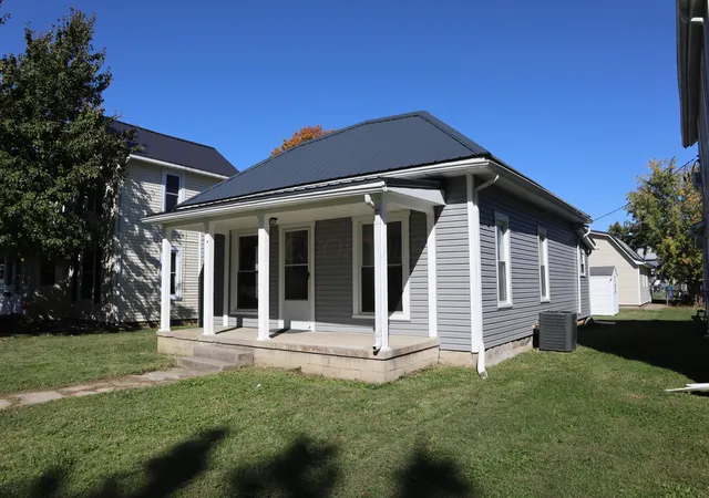 Photo 1 of Single family home for sale at 930 Millwood Ave, Washington Court House, OH 43160 | MLS# 226040254 | Listing updated on 2026-10-25