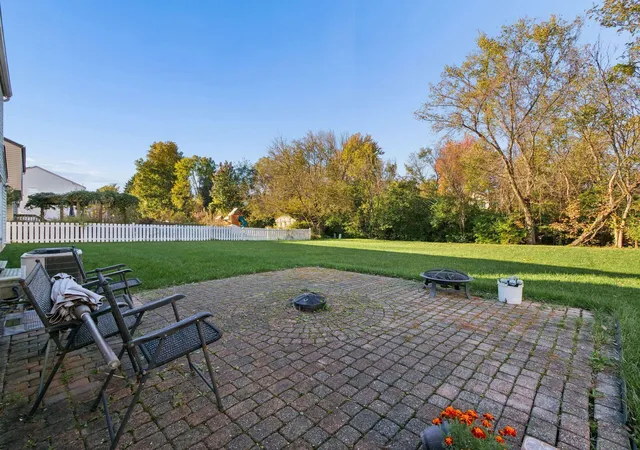 Photo 4 of Single family home for sale at 3619 Courtland Dr, Lewis Center, OH 43035 | MLS# 226040298 | Listing updated on 2026-10-29