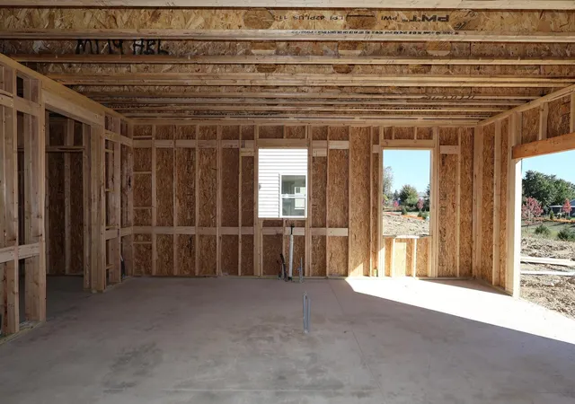 Photo 3 of Single family home for sale at 1039 Dawsons Dr, Hebron, OH 43025 | MLS# 226040481 | Listing updated on 2026-10-26