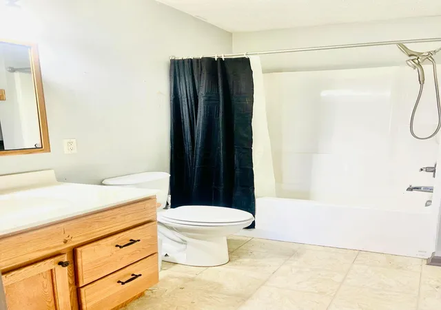 Photo 4 of Single family home for sale at 208 N Main St, Caledonia, OH 43314 | MLS# 226040356 | Listing updated on 2026-10-24