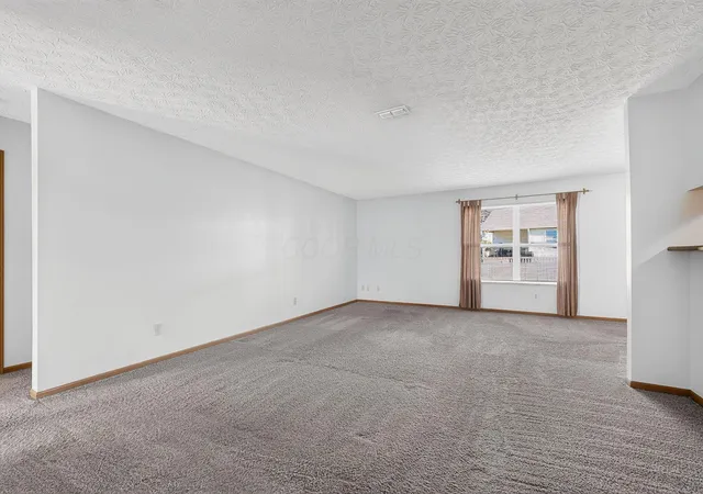 Photo 4 of Single family home for sale at 1318 Randan Dr, Columbus, OH 43207 | MLS# 226040371 | Listing updated on 2026-10-23
