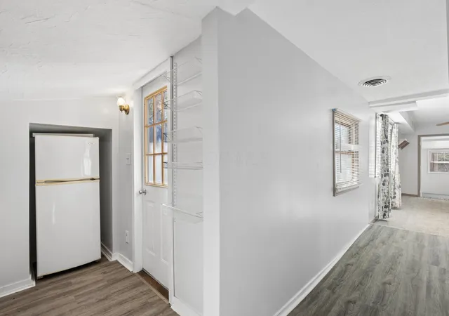 Photo 3 of Single family home for sale at 383 21st Street, Lancaster, OH 43130 | MLS# 226040415 | Listing updated on 2026-10-23