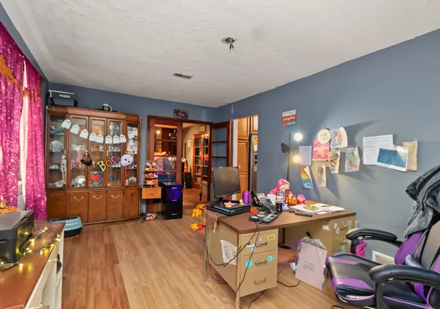 Photo 2 of Single family home for sale at 825 Ash St, Galion, OH 44833 | MLS# 226040460 | Listing updated on 2026-10-23