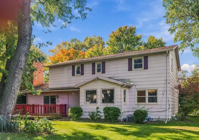 Photo 4 of Sale Pending at 1024 Kingwood Dr, Marion, OH 43302 | MLS# 226040394 | Listing updated on 2026-10-28