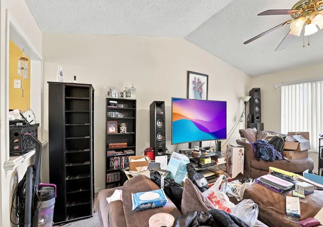 Photo 2 of Single family home for sale at 3092 Falcon Brg Dr, Columbus, OH 43232 | MLS# 226040401 | Listing updated on 2026-10-24