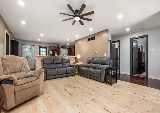 Photo 3 of Single family home for sale at 10474 Butler Rd NE, Newark, OH 43055 | MLS# 226040432 | Listing updated on 2026-10-26
