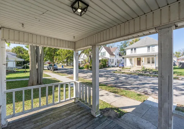 Photo 2 of Single family home for sale at 821 Broadway St, Washington Court House, OH 43160 | MLS# 226040472 | Listing updated on 2026-10-25