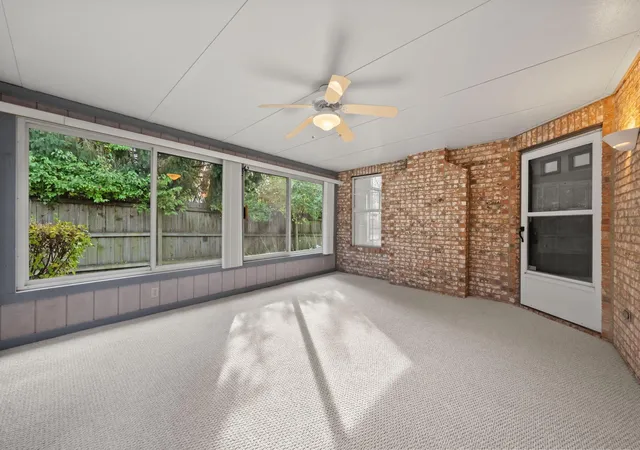 Photo 3 of Condo for sale at 263 Villa Oaks Ln, Columbus, OH 43230 | MLS# 226040832 | Listing updated on 2026-10-30