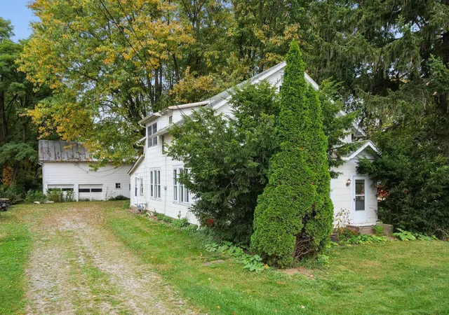 Photo 1 of Single family home for sale at 551 Bowtown Rd, Delaware, OH 43015 | MLS# 226040489 | Listing updated on 2026-10-27