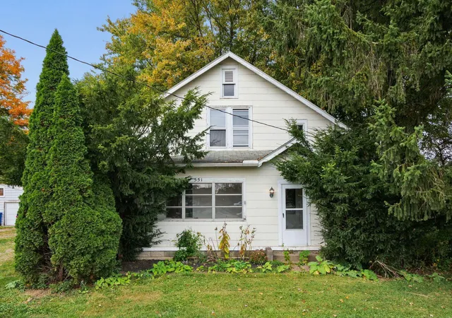 Photo 3 of Single family home for sale at 551 Bowtown Rd, Delaware, OH 43015 | MLS# 226040489 | Listing updated on 2026-10-27
